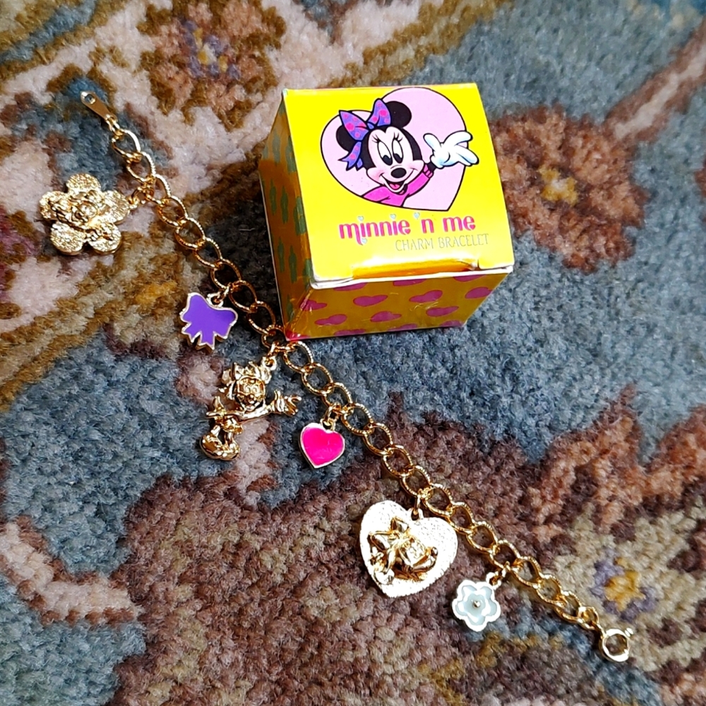 Avon 1991 minnie 'n me charm bracelet
